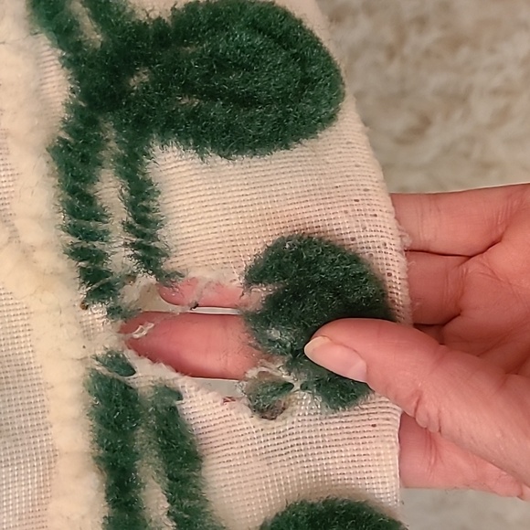 Vintage MCM Double Peacock Chenille style bedspread, very minor damage. - Picture 10 of 12